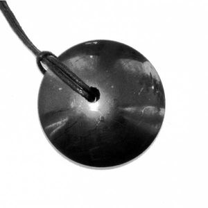 Кулон "Регина". Кулоны из шунгита.