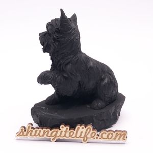 Фигурка собачки 10 см высотой. Фигурки из шунгита.
