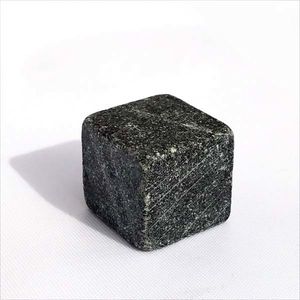 Кубик для виски неполированный из талькохлорита. Продукты из талькохлорита.